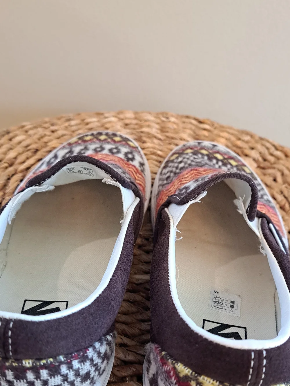 Vans Unisex Fair Isle Brown Suede/Multi Woven Print Slip On Loafers M8/W9.5